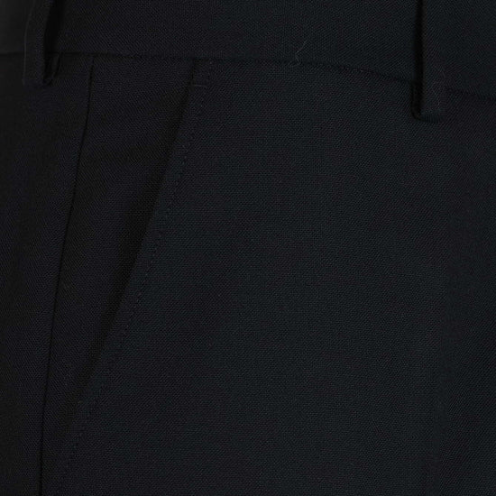 ZWART