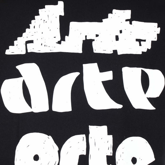 ZWART