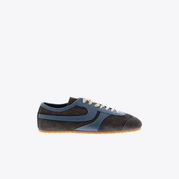 GRIJS