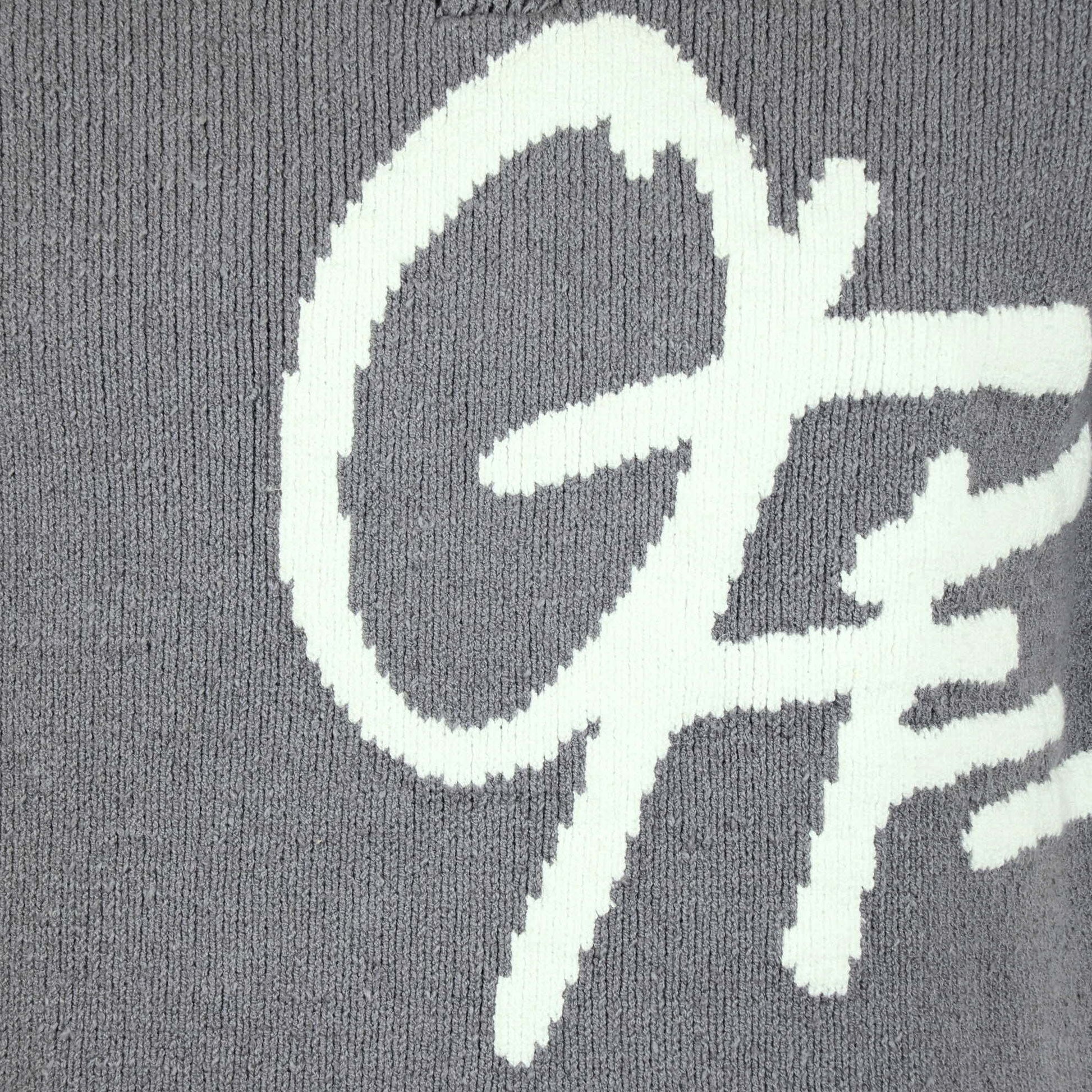 GRIJS