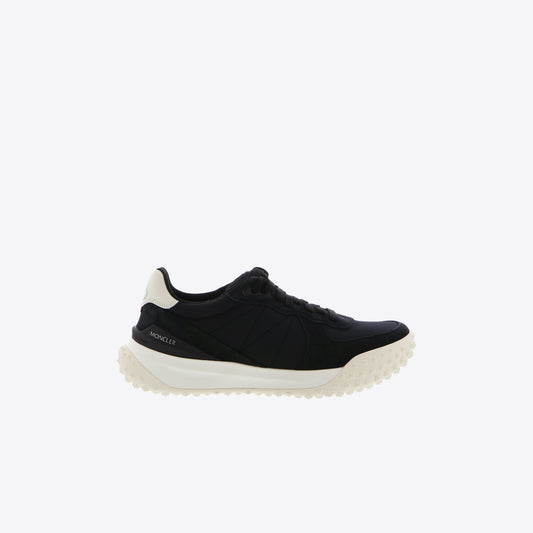 Runner zwart