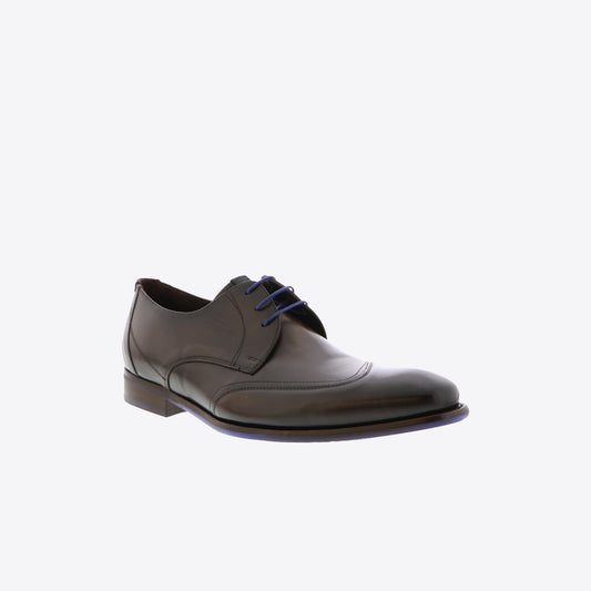 Veterschoenen bruin leder stiksel