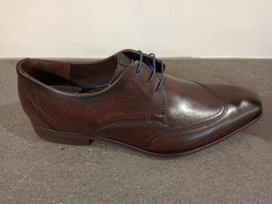 Veterschoenen bruin leder stiksel