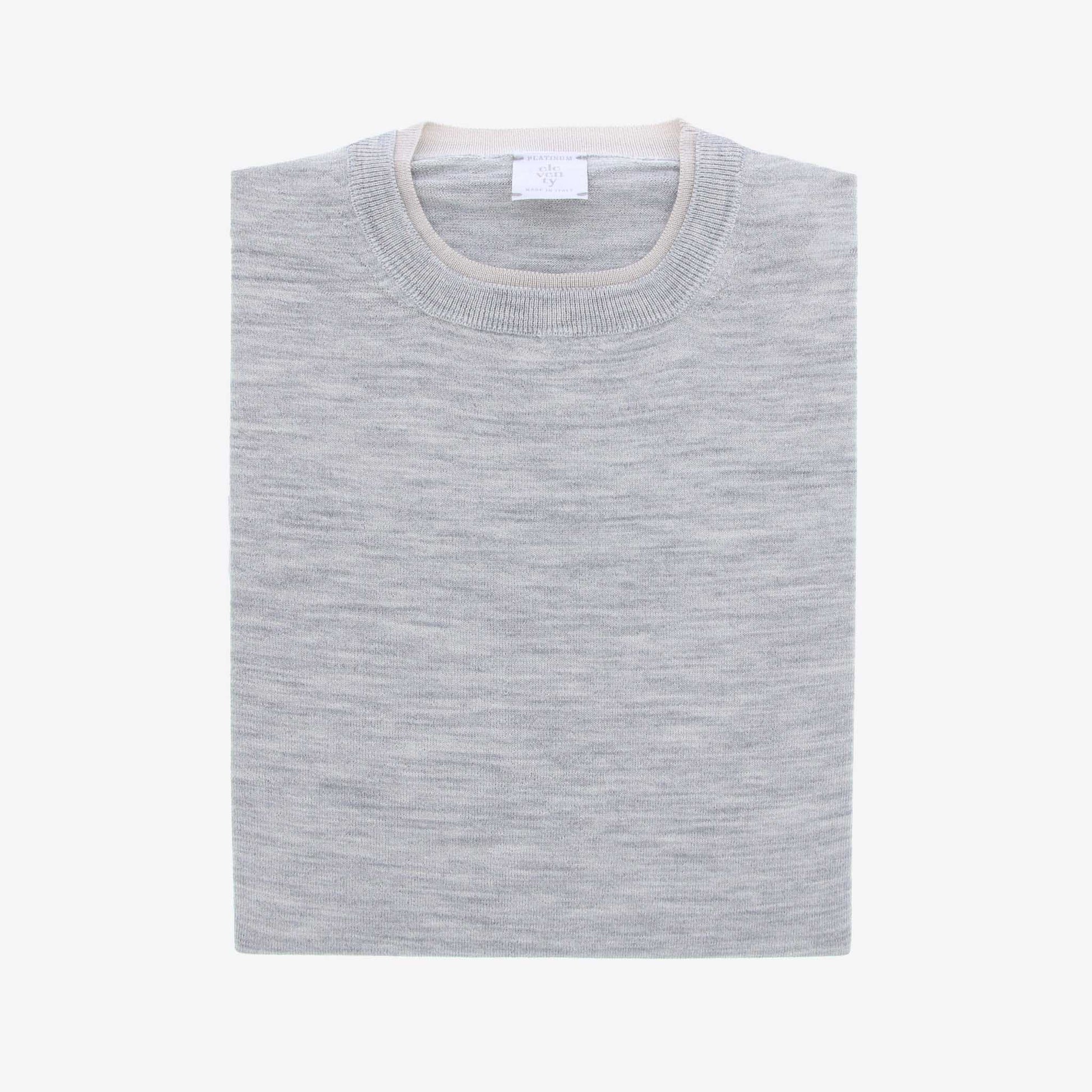 GRIJS